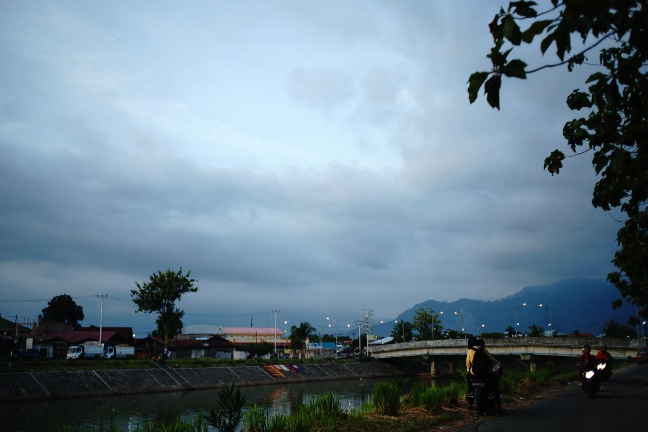 New D'Dhave Hotel Padang  Exterior foto