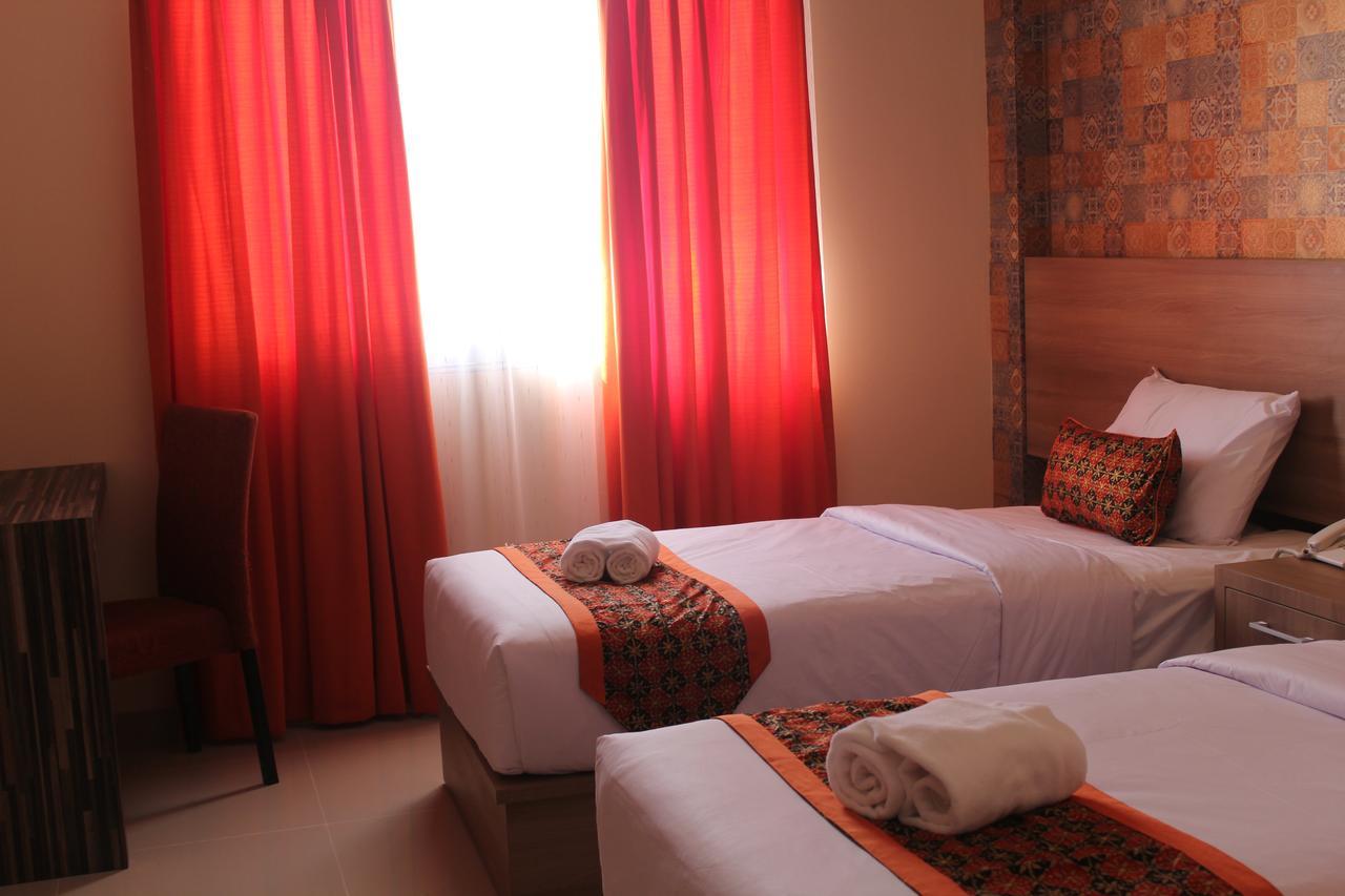 New D'Dhave Hotel Padang  Exterior foto
